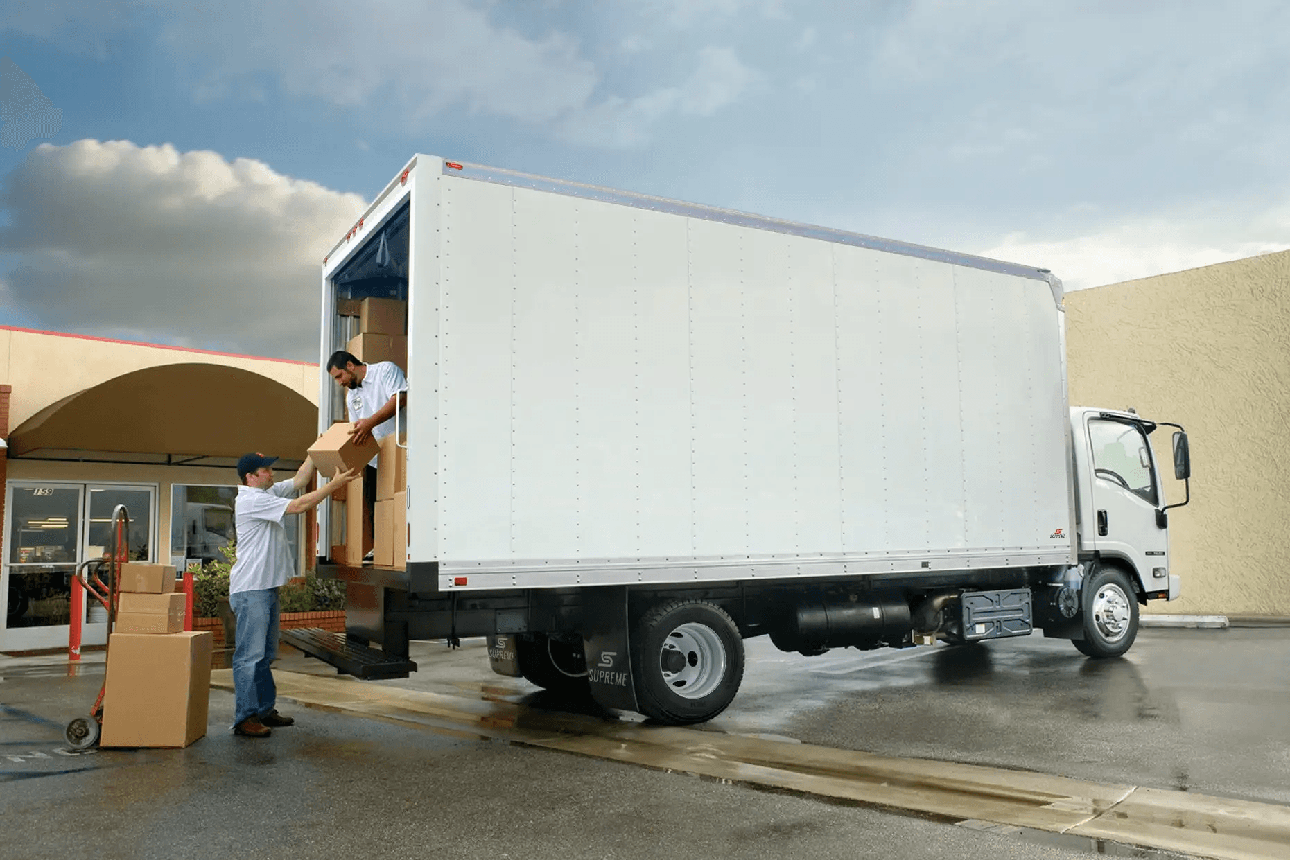 LoadX team loading freight truck